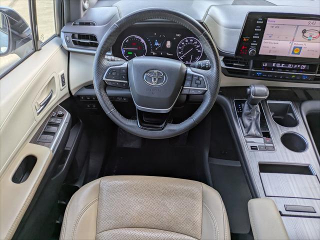 2022 Toyota Sienna Limited