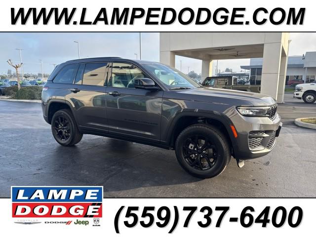 2025 Jeep Grand Cherokee Laredo 4x2 for sale in Visalia, CA