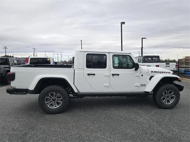 2026 Jeep Gladiator GLADIATOR MOJAVE X 4X4