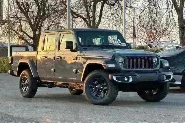 2026 Jeep Gladiator GLADIATOR SPORT 4X4 2026 Jeep Gladiator GLADIATOR SPORT 4X4