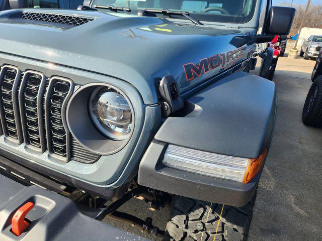 2026 Jeep Gladiator GLADIATOR MOJAVE 4X4