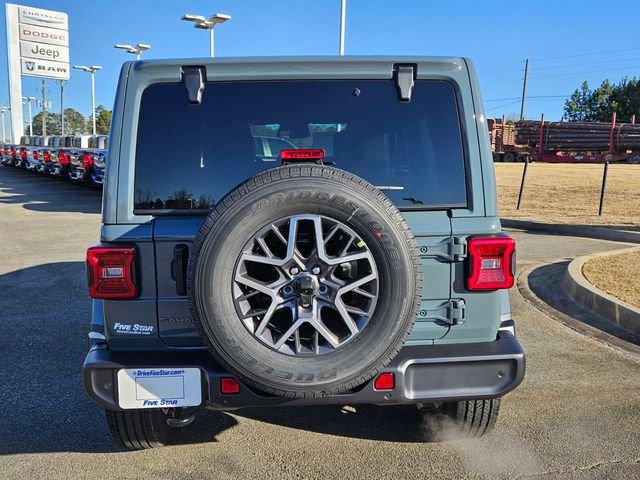 2026 Jeep Wrangler 4-Door Sahara 4x4