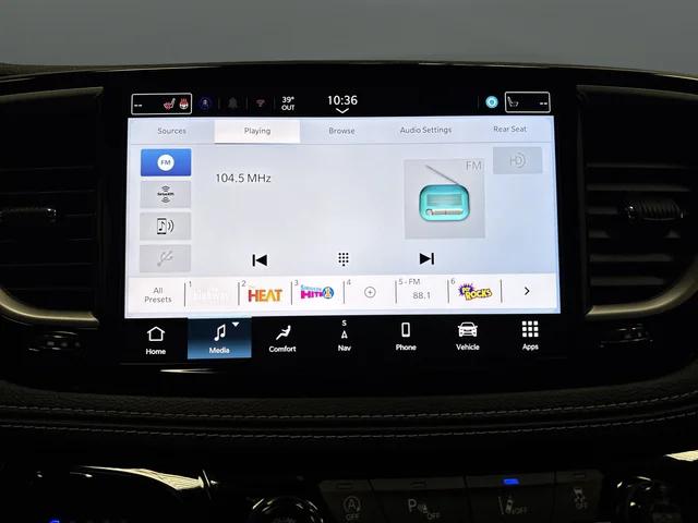 2026 Chrysler Pacifica Select AWD