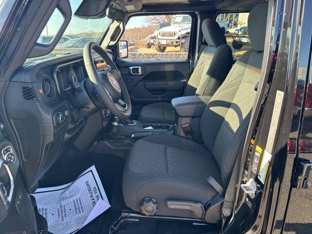 2026 Jeep Gladiator Sport