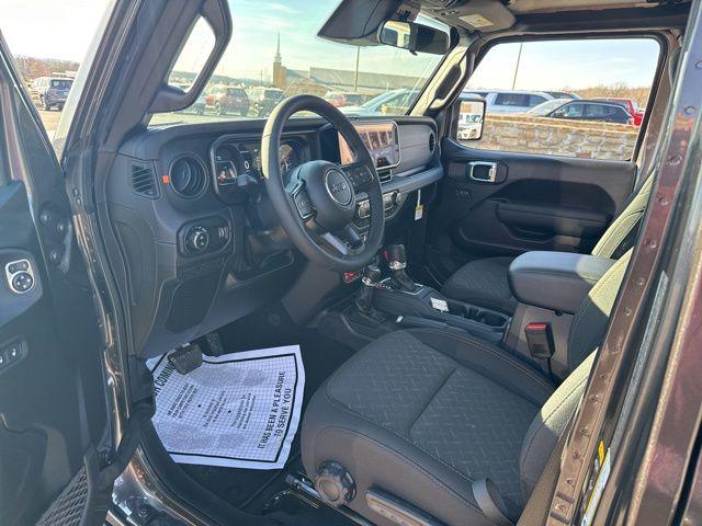 2026 Jeep Gladiator Sport