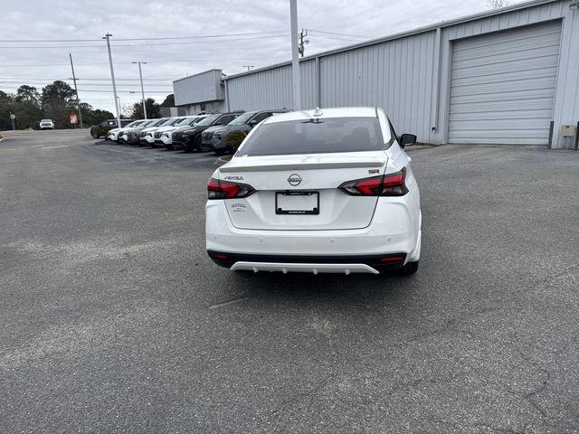 2025 Nissan Versa 1.6 SR
