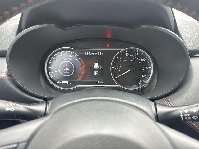2025 Nissan Versa 1.6 SR