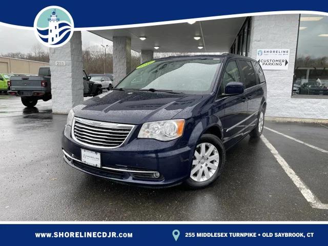 2016 Chrysler Town and Country Touring