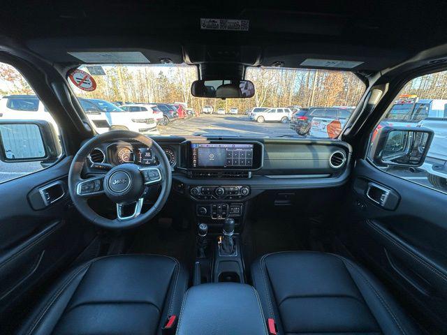 2024 Jeep Wrangler 4-Door Sahara 4x4