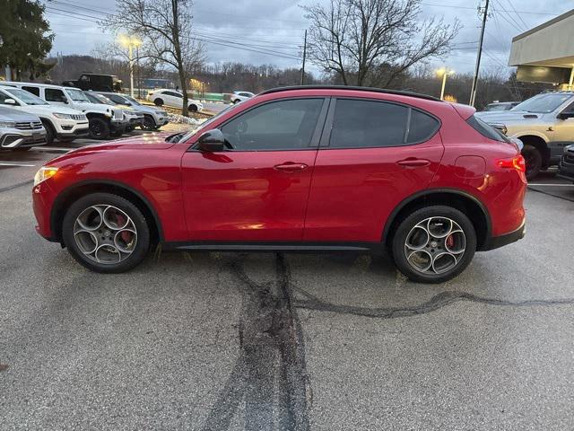2019 Alfa Romeo Stelvio Sport AWD 2019 Alfa Romeo Stelvio Sport AWD