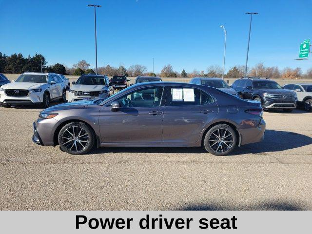 2024 Toyota Camry Hybrid SE