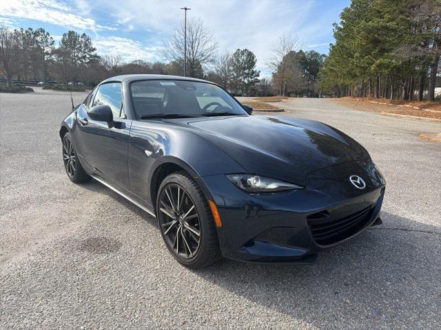 2025 Mazda MX-5 Miata RF Grand Touring 2025 Mazda MX-5 Miata RF Grand Touring