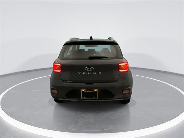 2022 Hyundai Venue Limited 2022 Hyundai Venue Limited