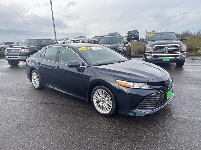 2019 Toyota Camry Hybrid XLE