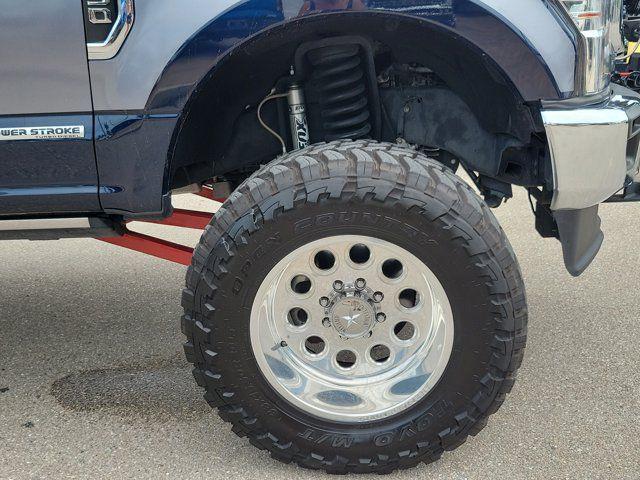 2022 Ford F-350 LARIAT