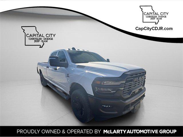 2026 RAM Ram 3500 RAM 3500 TRADESMAN CREW CAB 4X4 8 BOX