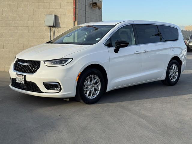 2024 Chrysler Pacifica Touring 2024 Chrysler Pacifica Touring