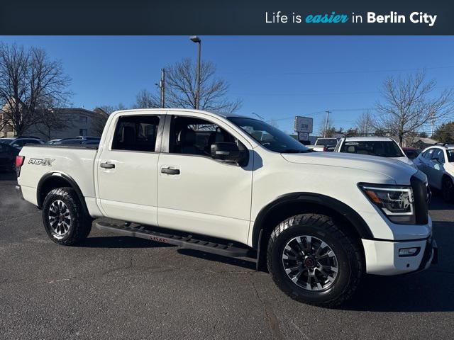 2023 Nissan TITAN Crew Cab PRO-4X 4x4