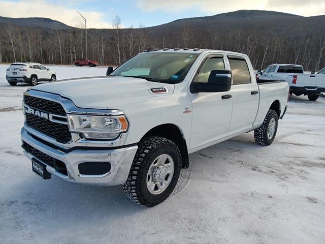 2024 RAM 3500 Tradesman Crew Cab 4x4 64 Box
