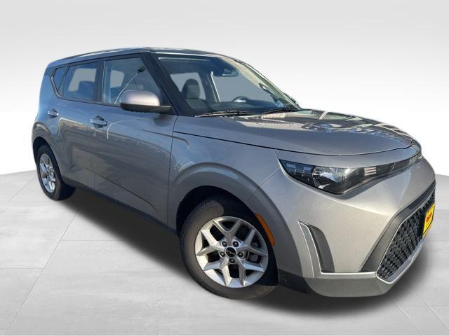 2023 Kia Soul LX 2023 Kia Soul LX