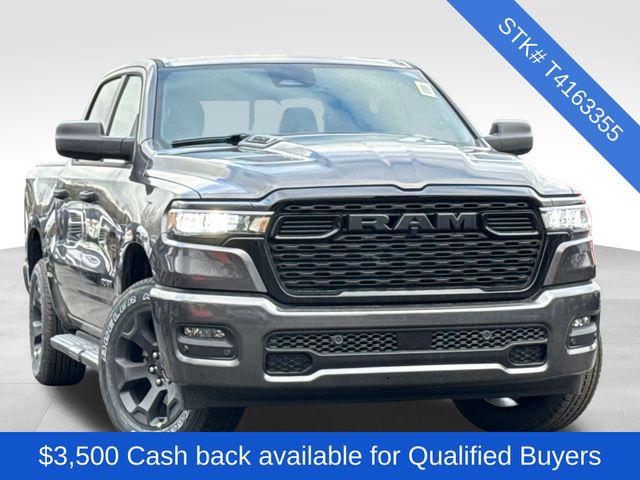 2026 RAM Ram 1500 RAM 1500 EXPRESS CREW CAB 4X4 57 BOX
