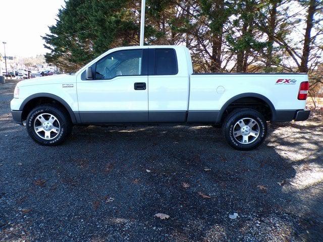 2004 Ford F-150 XLT 2004 Ford F-150 XLT