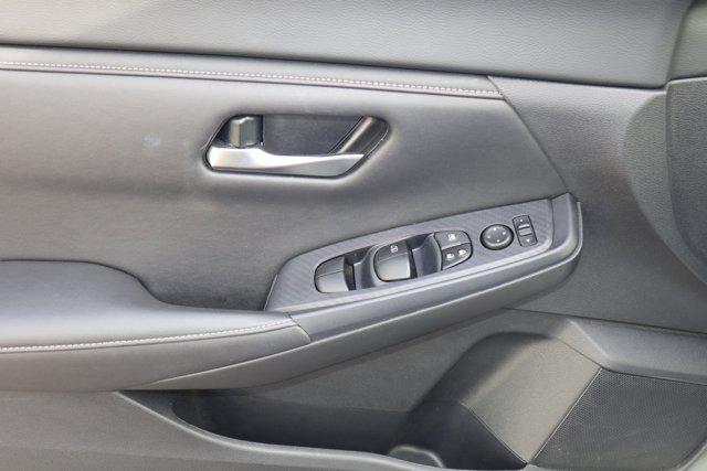 2023 Nissan Sentra SV Xtronic CVT