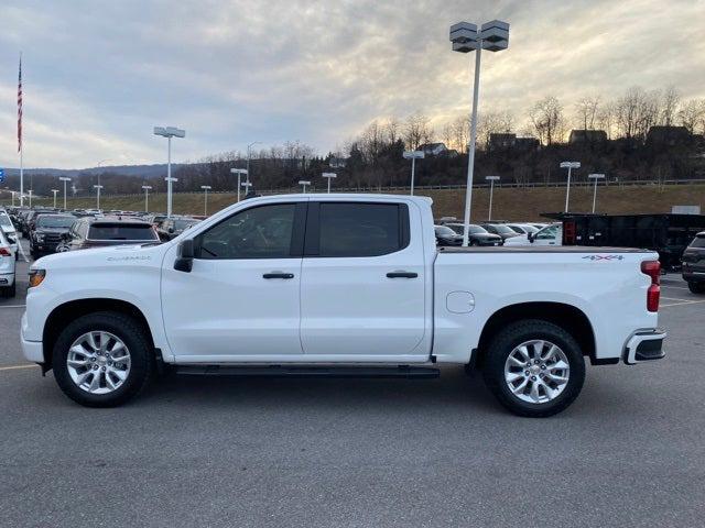 2025 Chevrolet Silverado 1500 4WD Crew Cab Short Bed Custom 2025 Chevrolet Silverado 1500 4WD Crew Cab Short Bed Custom