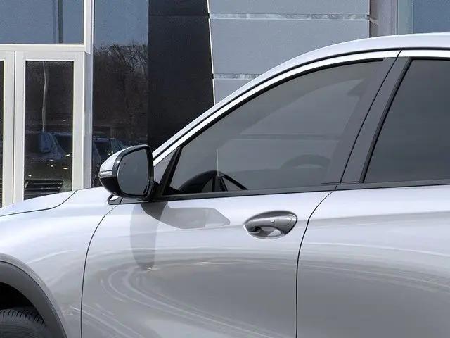 2026 Buick NV Preferred FWD