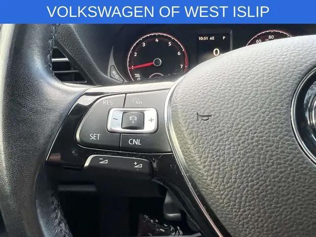 2022 Volkswagen Passat 2.0T R-Line
