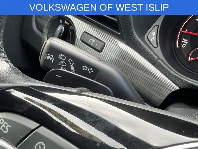 2022 Volkswagen Passat 2.0T R-Line