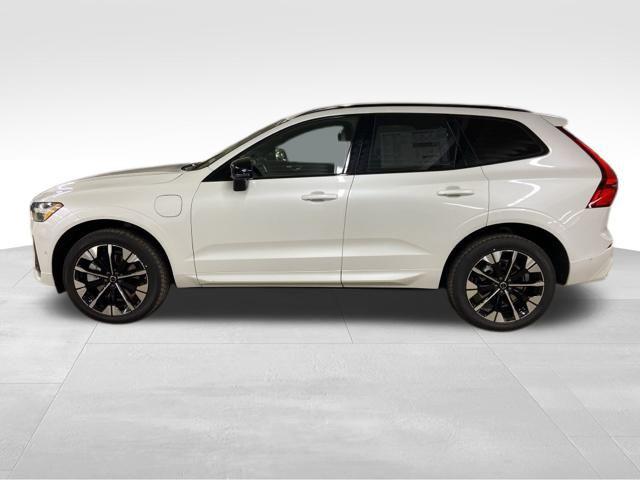 2026 Volvo XC60 Plug-In Hybrid Plus, T8 AWD Electric/Gasoline, Dark