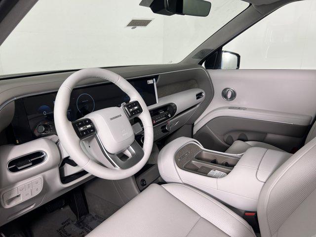 2026 Hyundai Palisade Limited - Photo 4