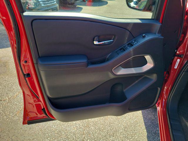 2026 Nissan Frontier Crew Cab SV 4x2