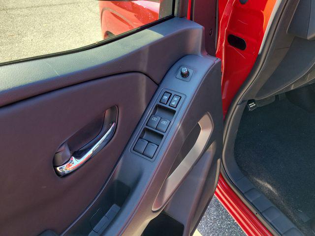 2026 Nissan Frontier Crew Cab SV 4x2