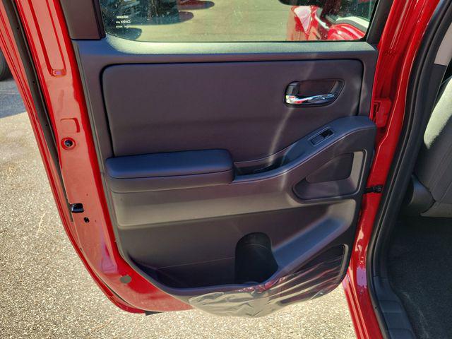 2026 Nissan Frontier Crew Cab SV 4x2