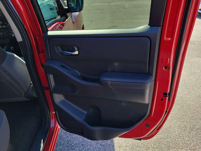 2026 Nissan Frontier Crew Cab SV 4x2