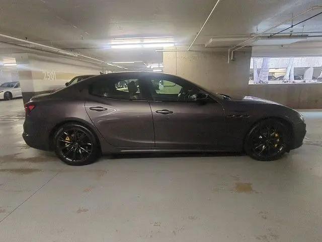 2022 Maserati Ghibli Modena Q4