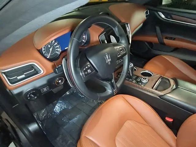 2022 Maserati Ghibli Modena Q4