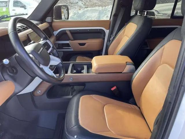 2023 Land Rover Defender 130 X-Dynamic SE