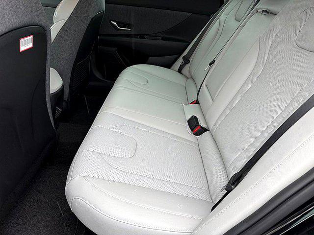 2026 Hyundai Elantra Hybrid Limited