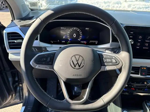 2026 Volkswagen Taos SE