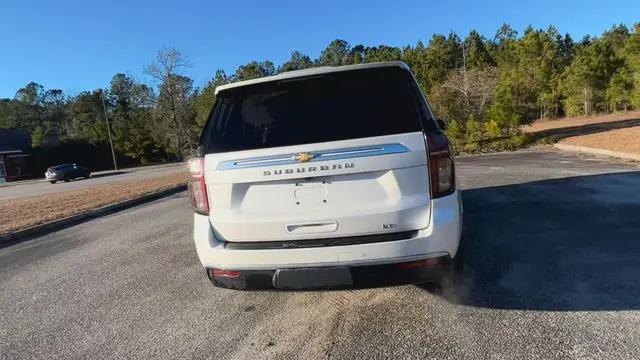 2022 Chevrolet Suburban 2WD LT