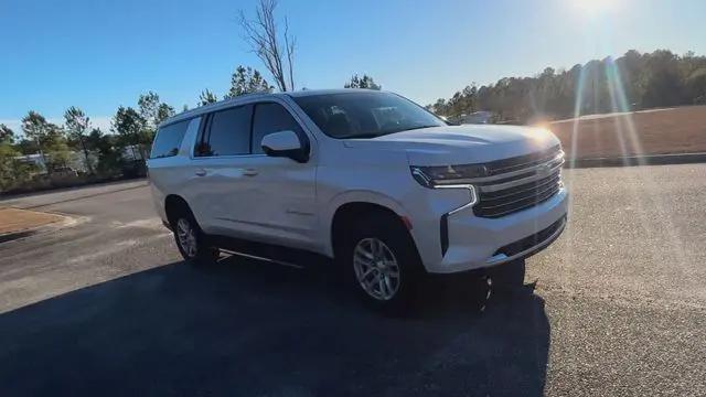 2022 Chevrolet Suburban 2WD LT