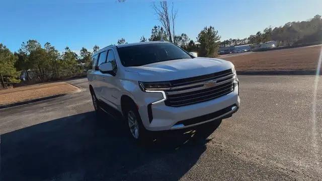 2022 Chevrolet Suburban 2WD LT