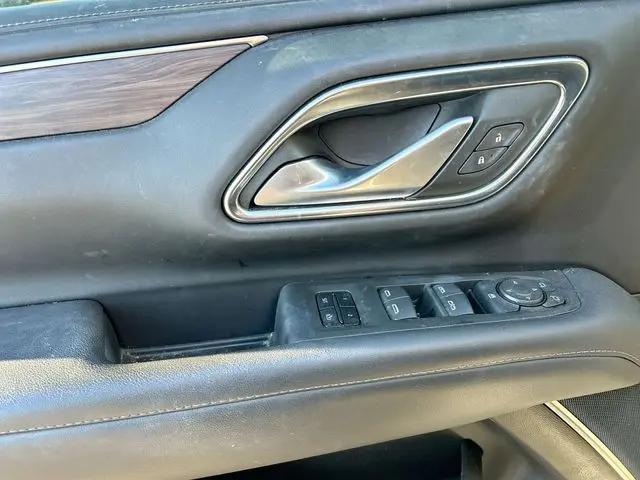 2022 Chevrolet Suburban 2WD LT