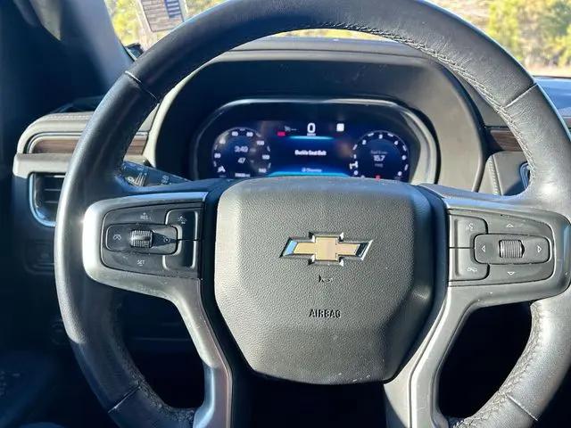 2022 Chevrolet Suburban 2WD LT
