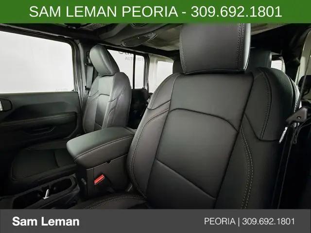 2026 Jeep Wrangler 4-Door Sahara 4x4