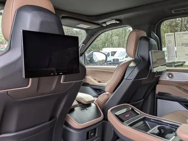 2025 Lincoln Navigator Black Label L