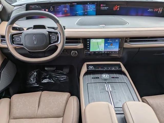 2025 Lincoln Navigator Black Label L